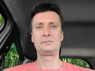 Online pussy AndyTruman